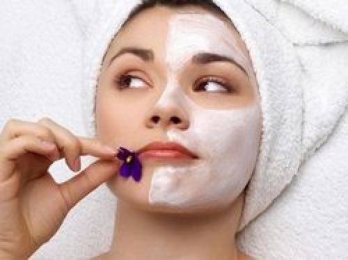 Можно ли делать чистку лица в домашних условиях при проблемной коже