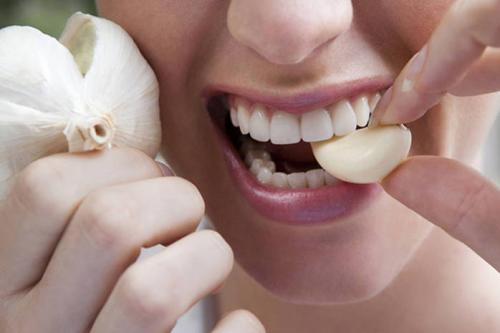 Почему зеленеет чеснок и как этого избежать. Почему он зеленеет? 07