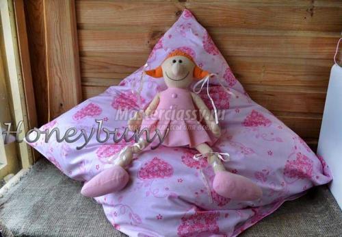 Восточная наволочка за 10 минут. Как шьётся чехол на подушку: пошаговый мастер-класс 08