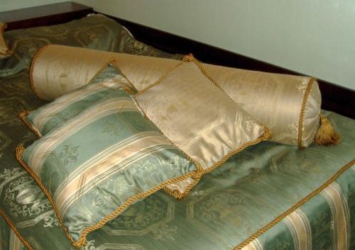 Подушка Ролл своими руками. Наполнители 01 Подушка Ролл своими руками. Наполнители 01