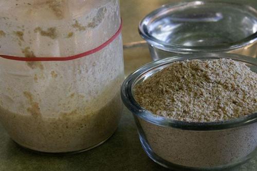 Подкормка роз народными средствами. Народные средства