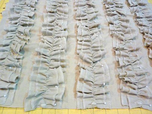 Декоративные подушки-валики своими руками 12 Декоративные подушки-валики своими руками 12