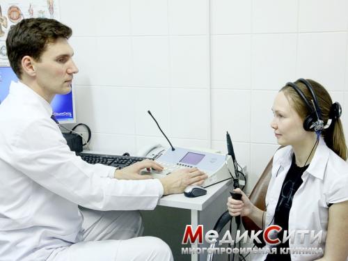 Можно ли капать борную кислоту в ухо ребенку. Лечение отита 02