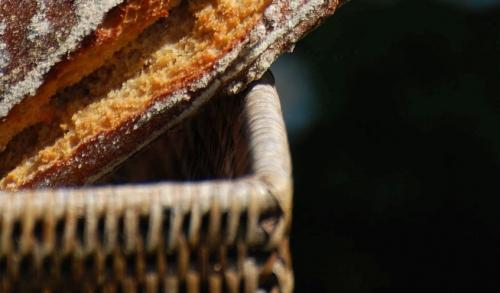 В какой хлебнице не Плесневеет хлеб. Какую хлебницу лучше выбрать: материалы