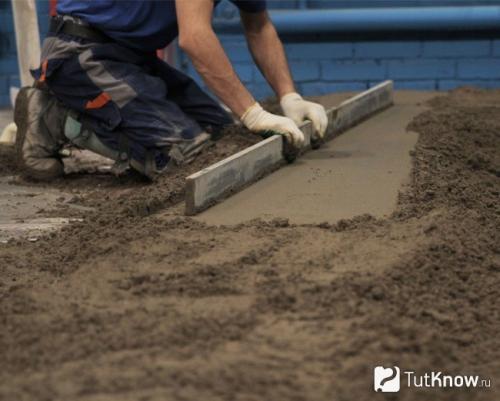 Сухая стяжка пола песок цемент. Что собою представляет сухая стяжка? 06 Сухая стяжка пола песок цемент. Что собою представляет сухая стяжка? 06