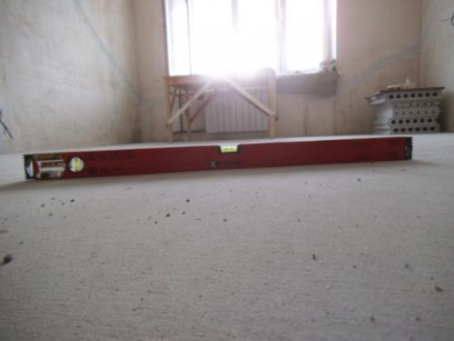 Выравнивание пола песком с цементом. Как сделать цементно-песчаную стяжку. 02 Выравнивание пола песком с цементом. Как сделать цементно-песчаную стяжку. 02