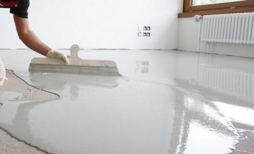 Самый дешевый способ выровнять пол. Как выровнять пол: 10 способов сделать ровное покрытие своими руками