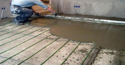 Выравнивание пола под теплый пол. Бетонное основание под теплый пол — подводные камни: как избежать ненужных трат