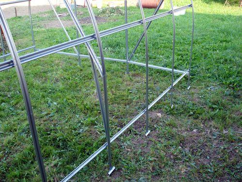 Когда лучше менять поликарбонат на теплице. Каков срок службы поликарбоната для теплицы