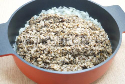 Икра грибная с чесноком. Грибная икра из опят с чесноком на зиму 08