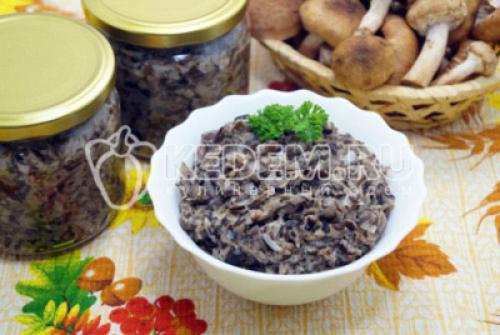Икра грибная с чесноком. Грибная икра из опят с чесноком на зиму 12