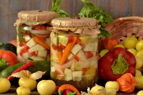 Какие овощи можно использовать для заготовки физалиса. Физалис на зиму: 12 рецептов, с которыми справится каждая хозяйка