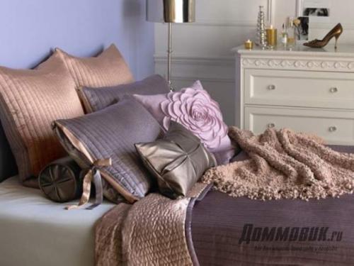 Как выбрать подходящий цвет для восточного стиля подушки. Подушки в интерьере: виды, правила выбора