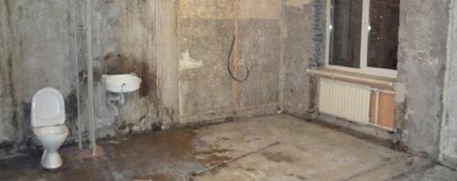 Что такое демонтажные работы в санузле