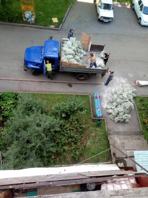 Какие инструменты и материалы нужны для ремонта деревянного пола с помощью хрущевки